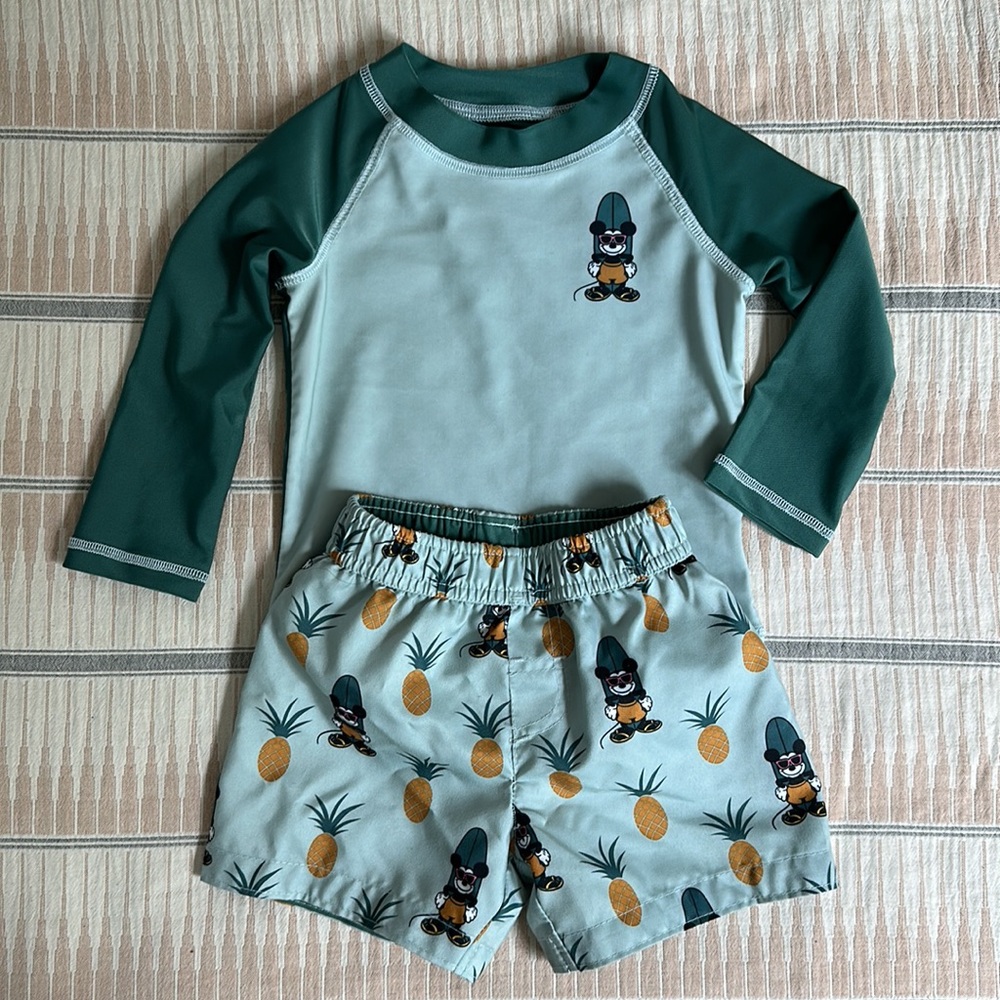 Mickey swim set